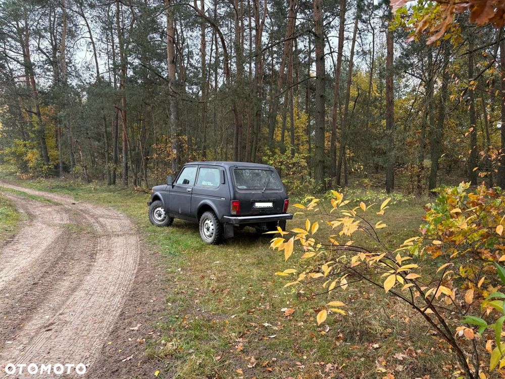 Lada Niva - 4