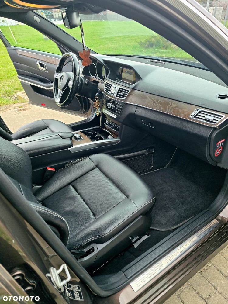 Mercedes-Benz Klasa E 220 BlueTEC 9G-TRONIC Elegance - 12