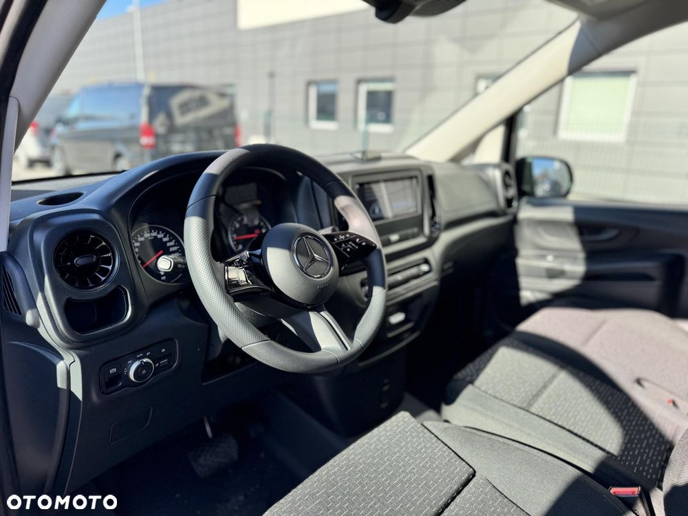 Mercedes-Benz Vito - 10