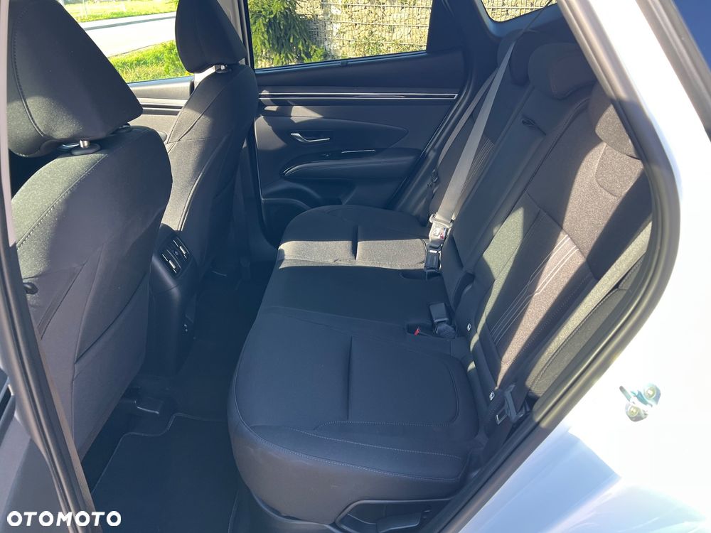 Hyundai Tucson 1.6 T-GDi HEV 2WD Advantage - 29