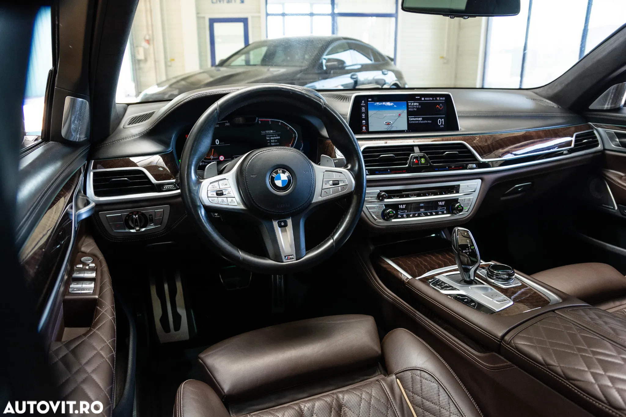 BMW Seria 7 740Ld xDrive - 31