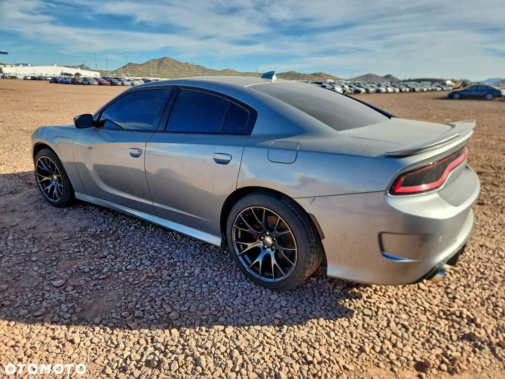 Dodge Charger 5.7 R/T - 3