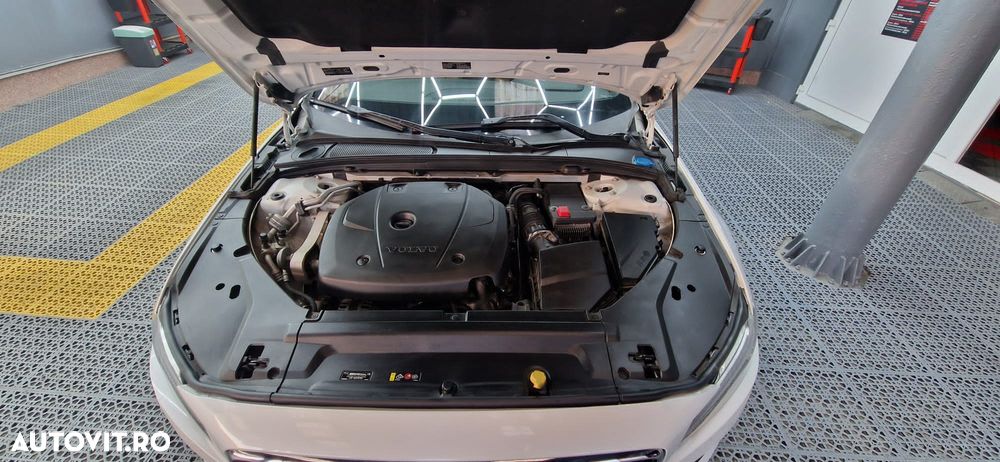 Volvo S90 T6 AWD Geartronic Momentum - 34