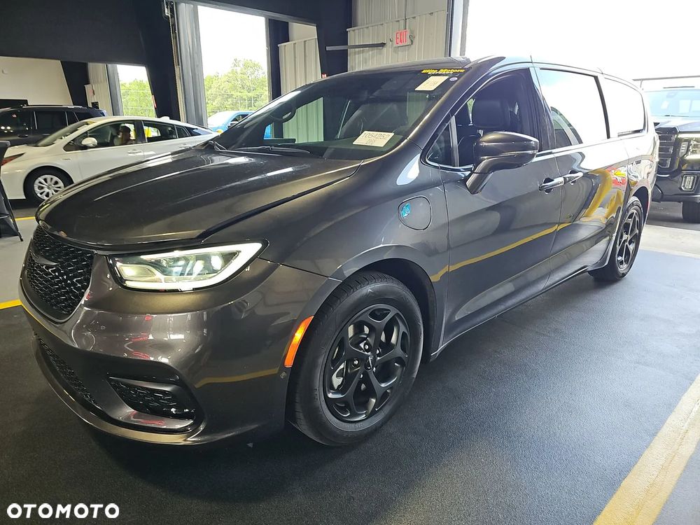 Chrysler Pacifica