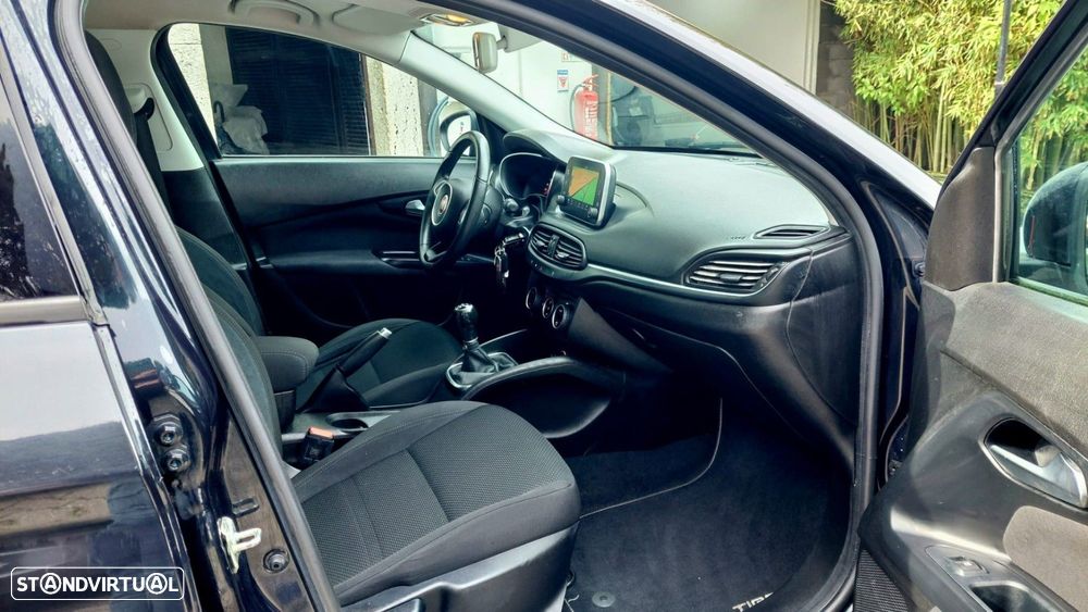 Fiat Tipo 1.3 M-Jet Lounge Tech J17 - 9