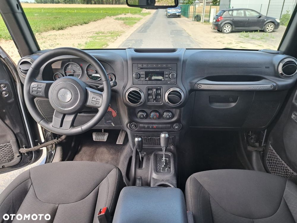 Jeep Wrangler - 17