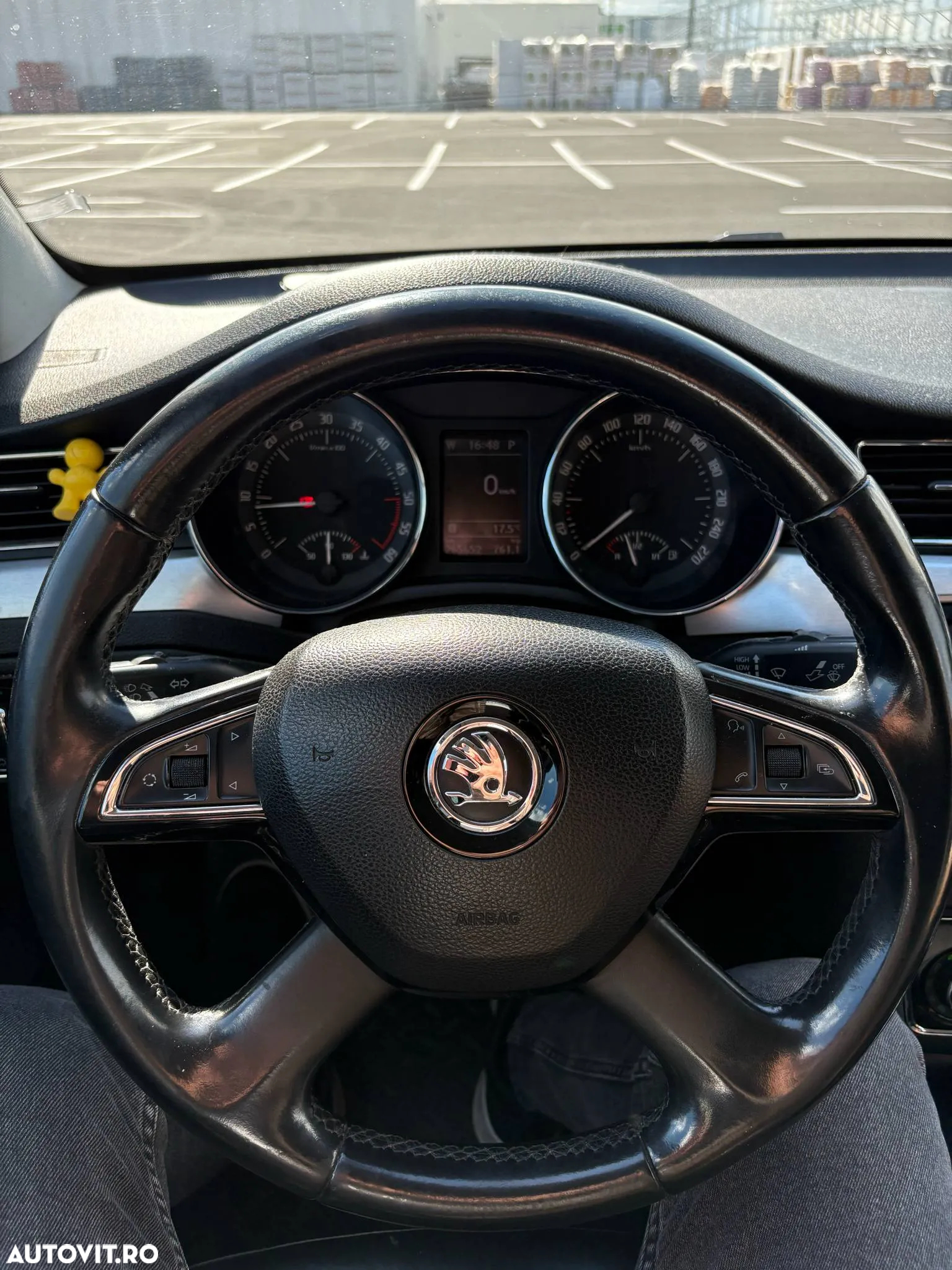 Skoda Superb 2.0 TDI DSG Elegance - 2