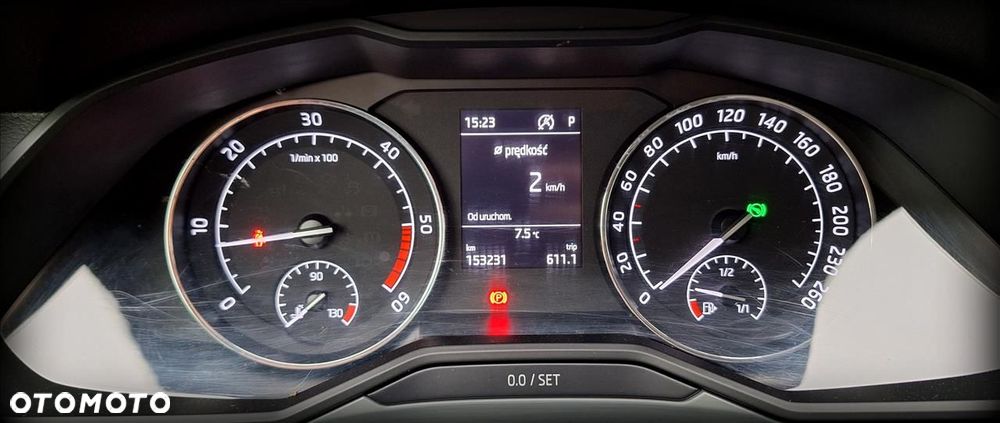 Skoda Superb 2.0 TDI Style DSG - 14