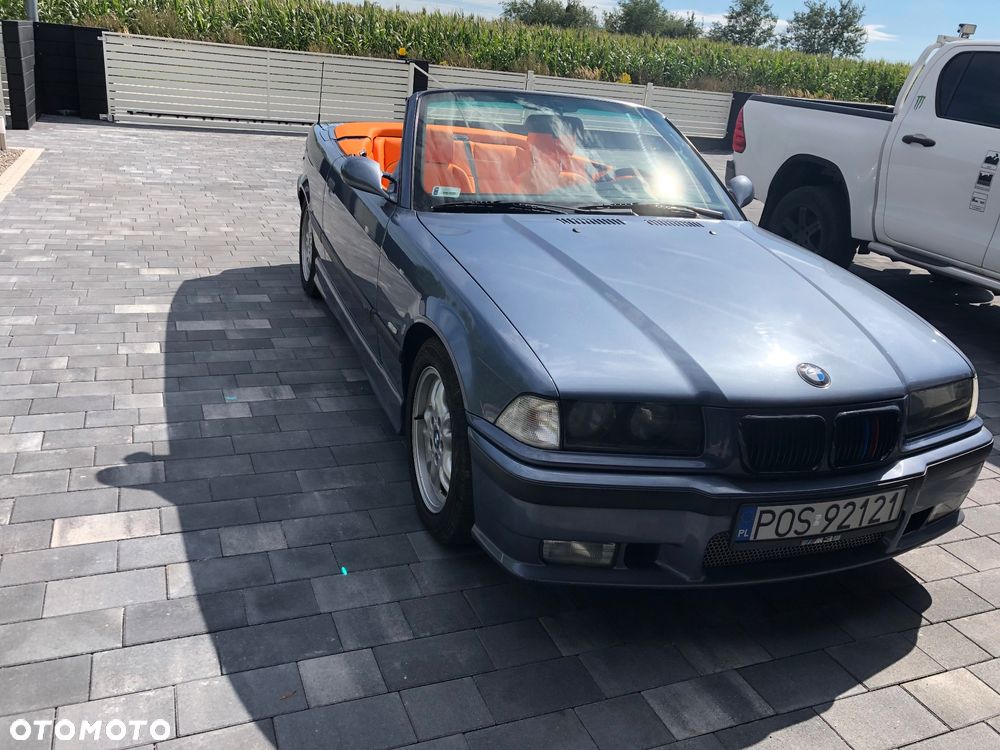 BMW Seria 3 318i - 3