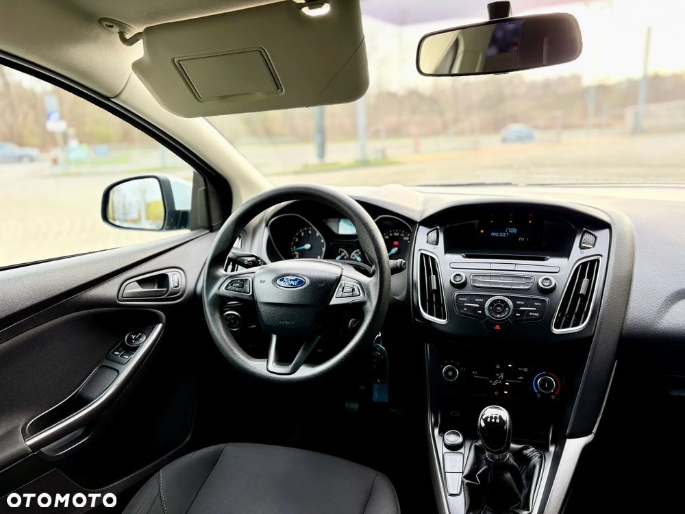 Ford Focus 1.0 EcoBoost 99g Trend - 10