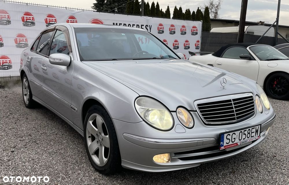 Mercedes-Benz Klasa E 500 4Matic Automatik Avantgarde - 8