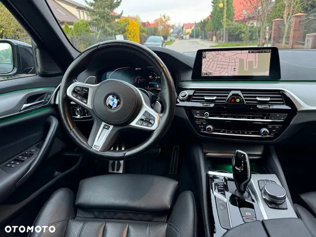 BMW Seria 5 530e iPerformance xDrive - 10