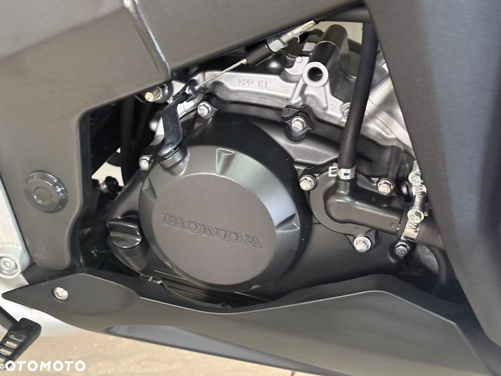 Honda CBR - 15