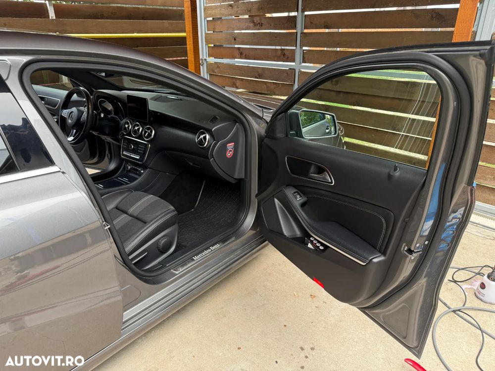 Mercedes-Benz A 220 d Aut. - 12