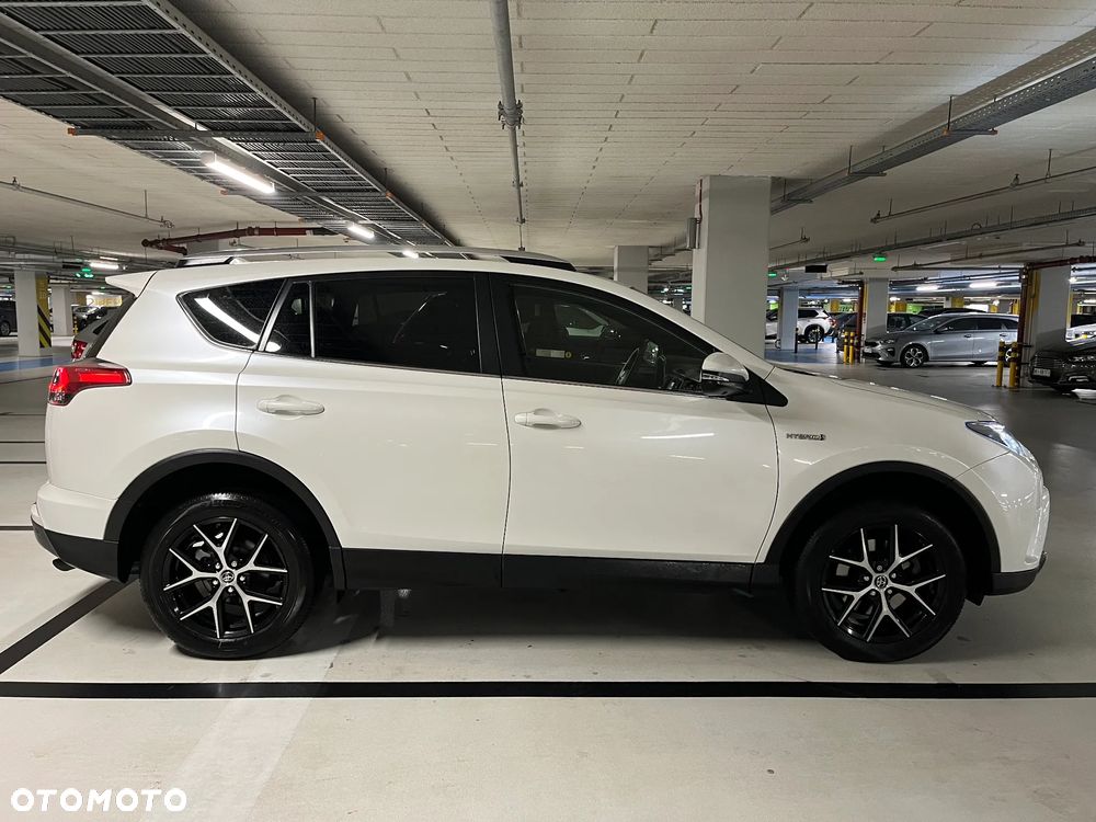 Toyota RAV4 Hybrid Prestige 4x2 - 6