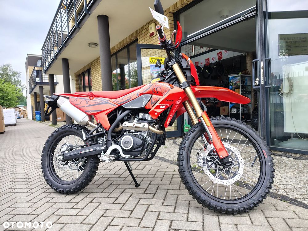 QJMOTOR COV 125X - 3
