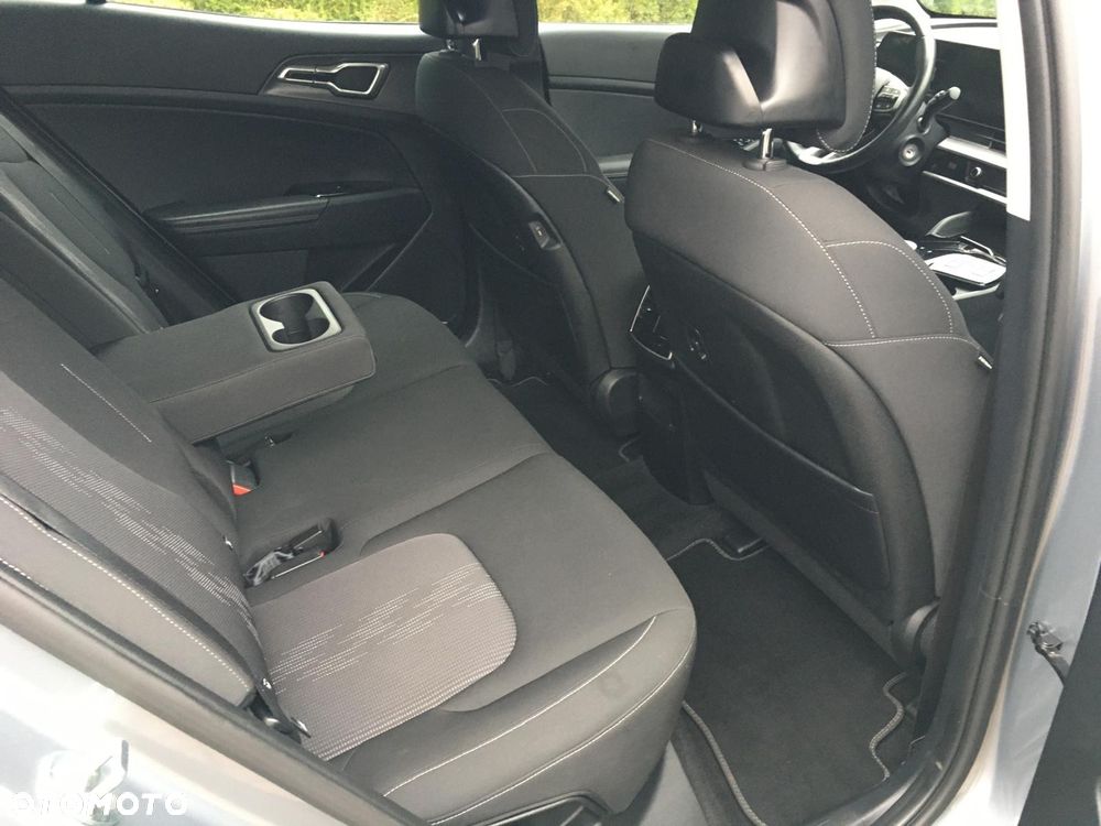 Kia Sportage 1.6 T-GDI PHEV Business Line 4WD - 13