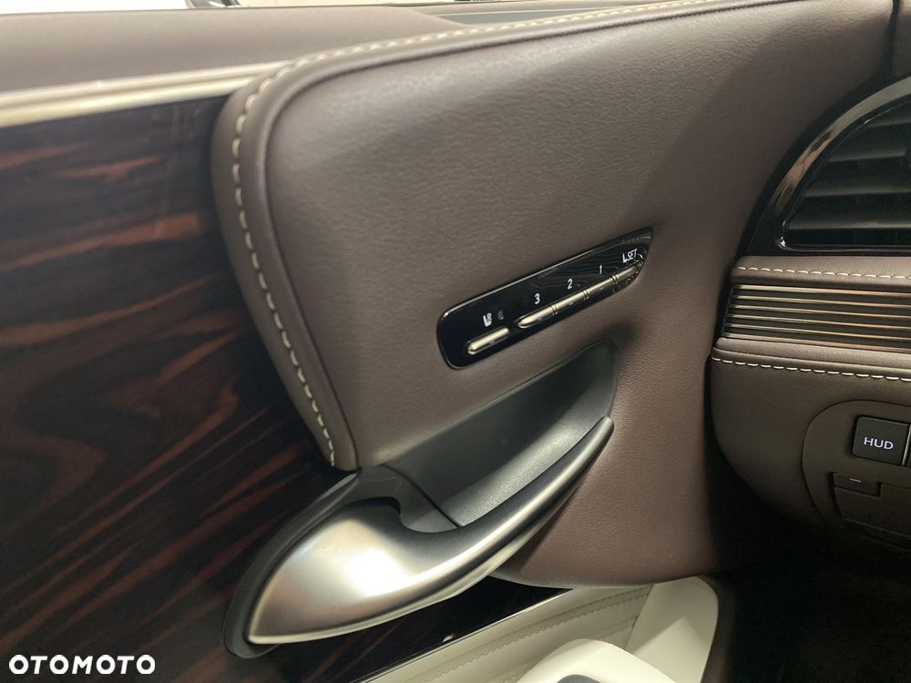 Lexus LS 500h Omotenashi AWD - 24