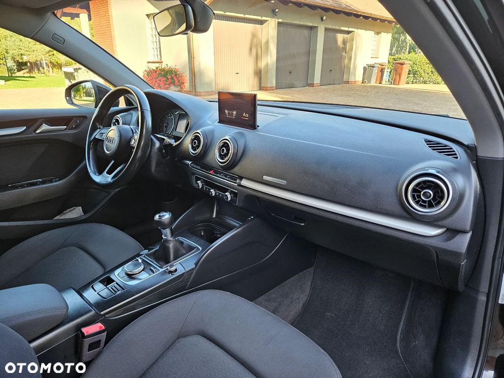 Audi A3 Sportback - 10