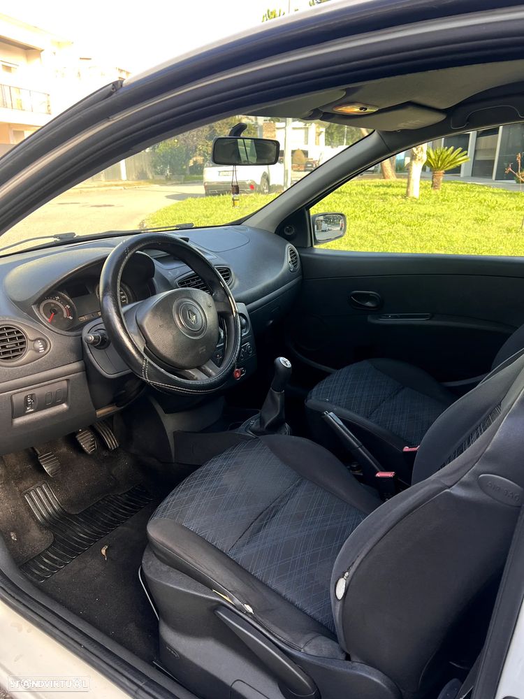 Renault Clio 1.5 dCi Dynamique - 17