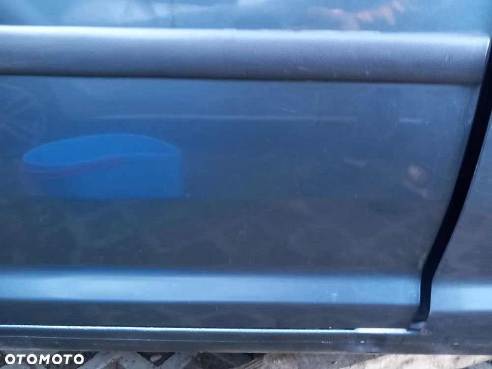 VW CADDY DRZWI PRAWE BOCZNE PRZESÓWNE KOLOR: LD7U - 5