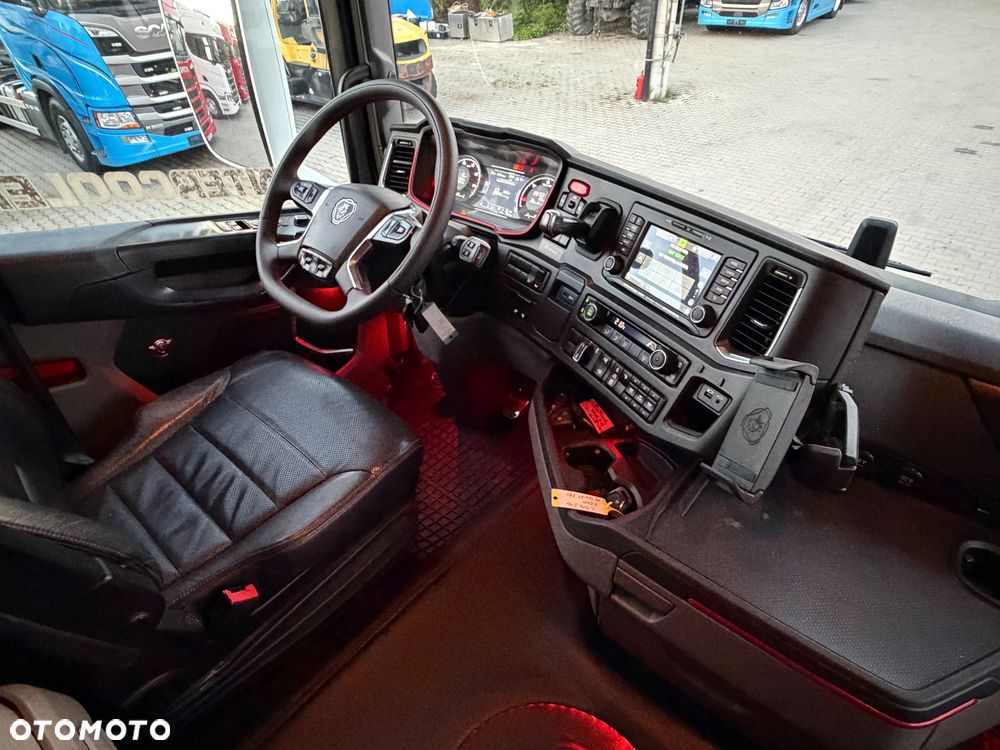 Scania Scania R650 z Niemiec bez EGR tylko SCR pełne wyposażenie FULL AIR V8 - 15