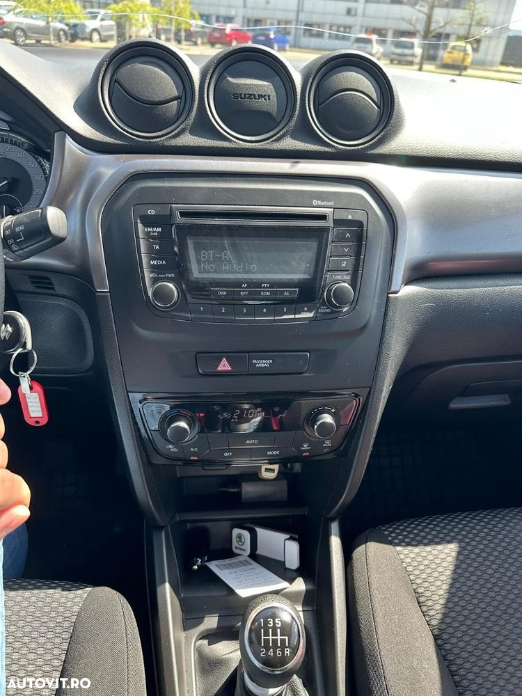 Suzuki Vitara - 7