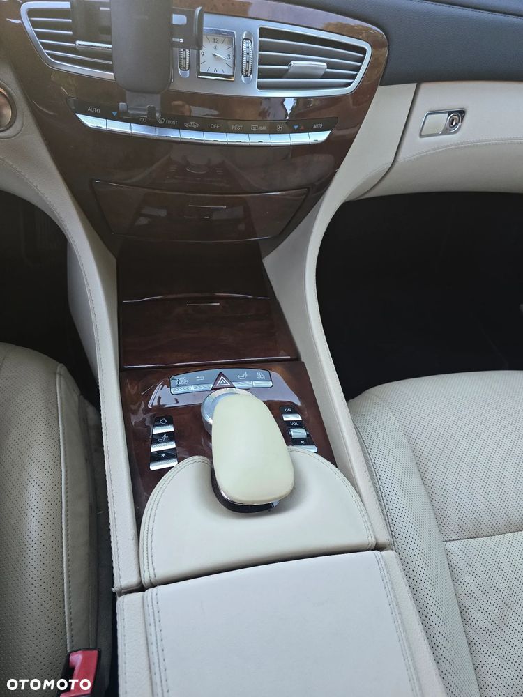 Mercedes-Benz CL 500 - 12