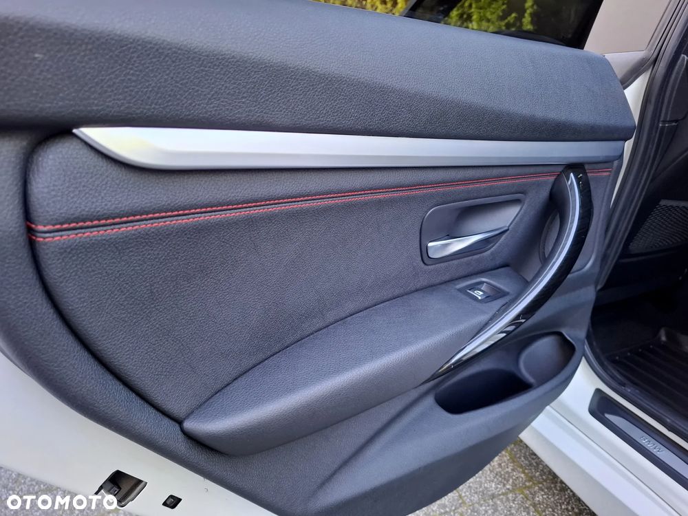 BMW 3GT 330i GPF Luxury Line sport - 30