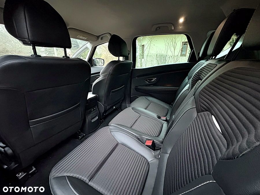 Renault Scenic ENERGY TCe 140 EDC LIMITED - 16