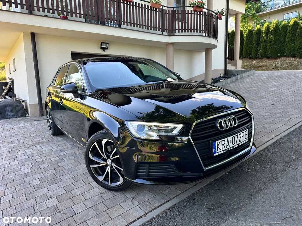 Audi A3 Sportback - 2