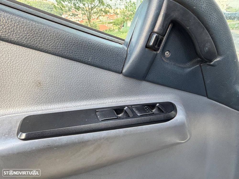 Mitsubishi Canter Fuso 7C15 - 14