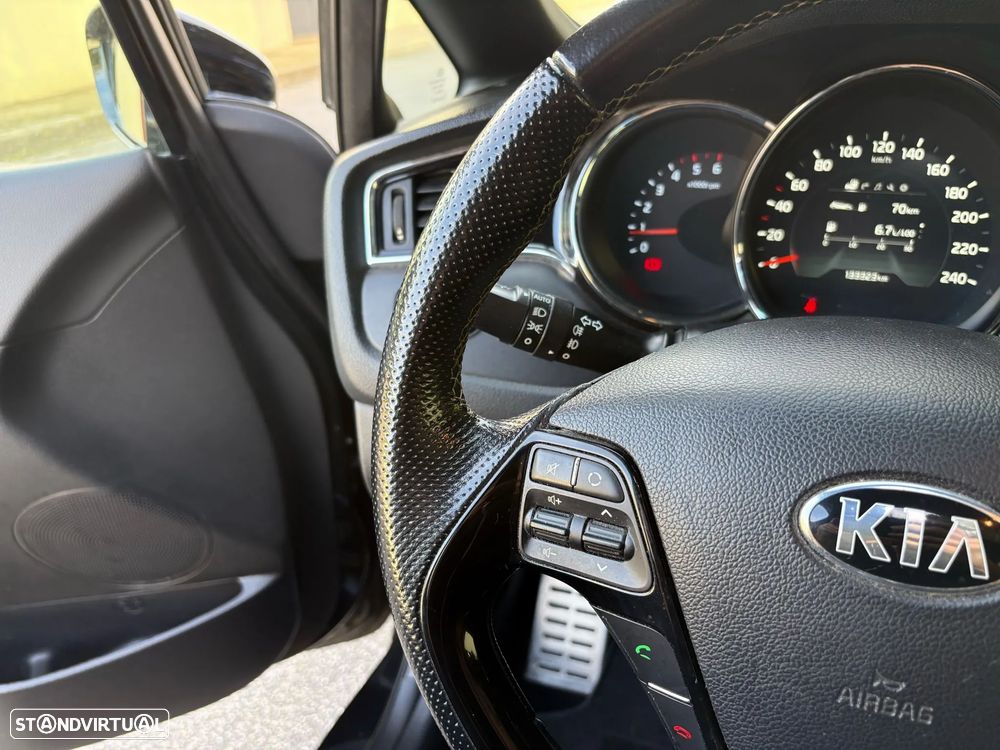 Kia Ceed SW 1.6 CRDi GT Line - 21