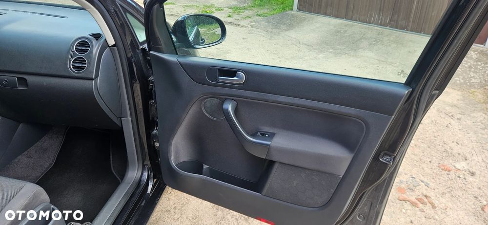 Volkswagen Golf Plus 1.9 TDI Comfortline - 27