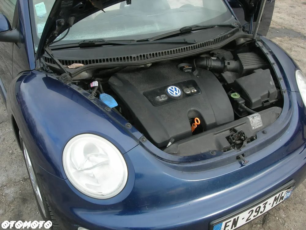 Volkswagen New Beetle Cabriolet 1.6 - 10