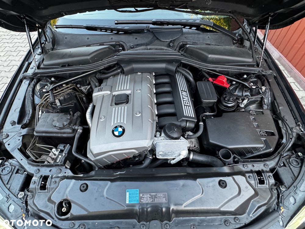 BMW Seria 5 530i Touring - 20