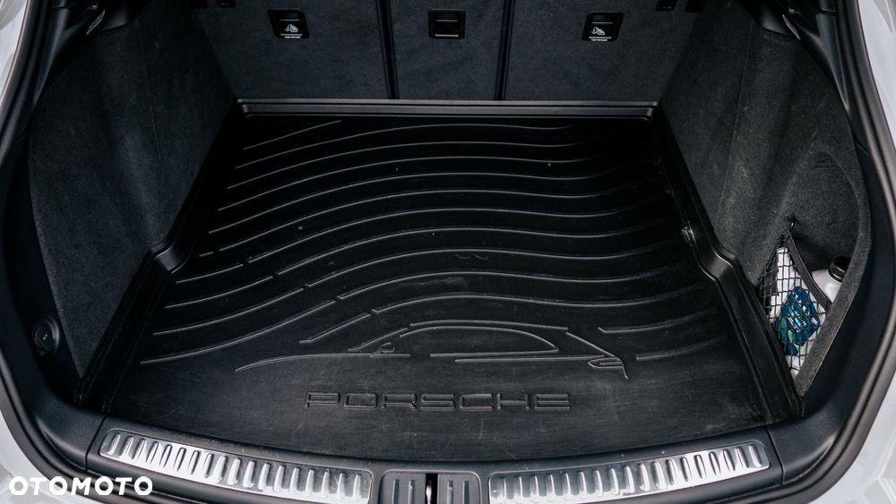 Porsche Macan Standard - 16