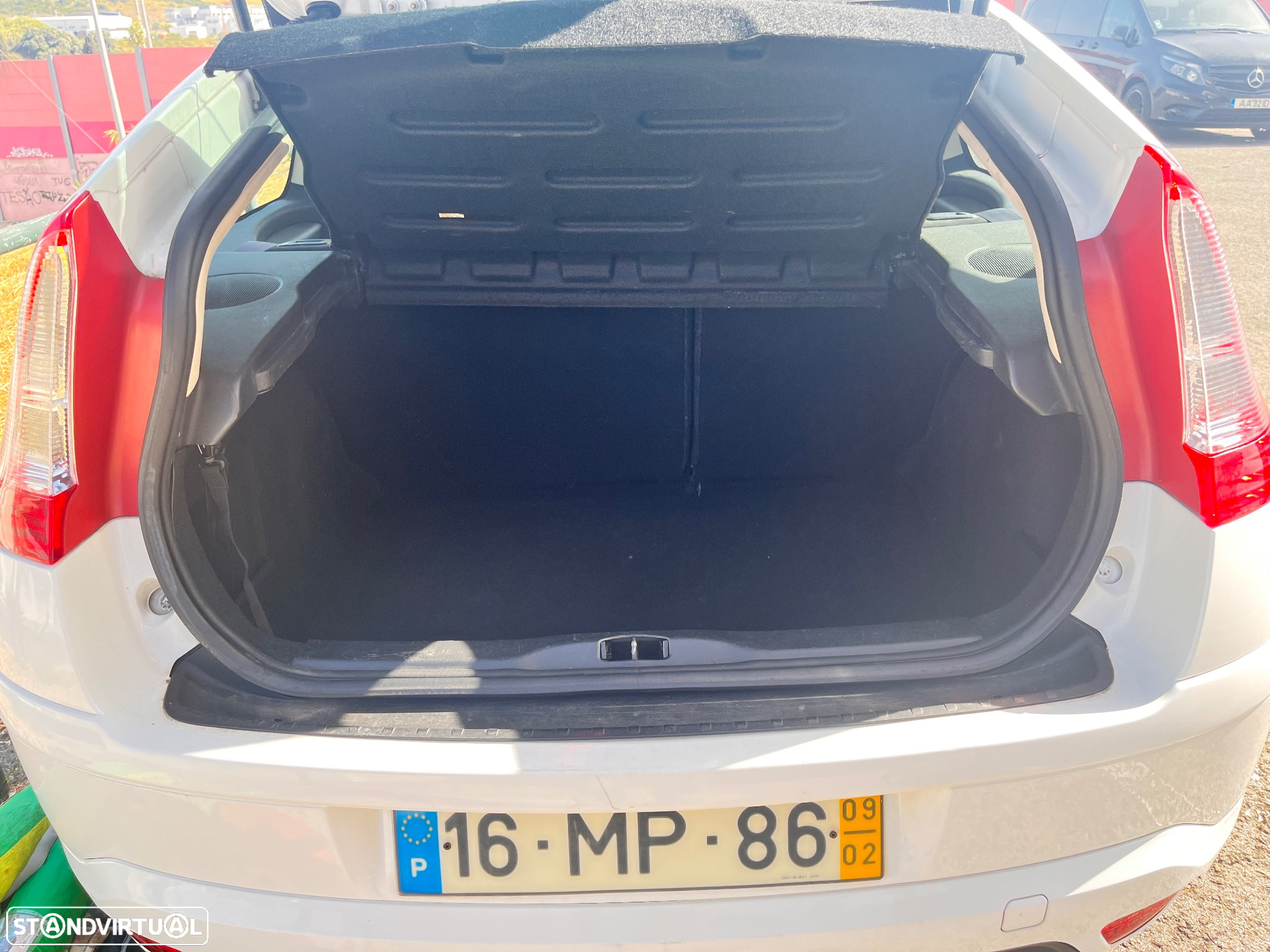 Citroën C4 Coupe 1.6 HDi FAP VTR - 4