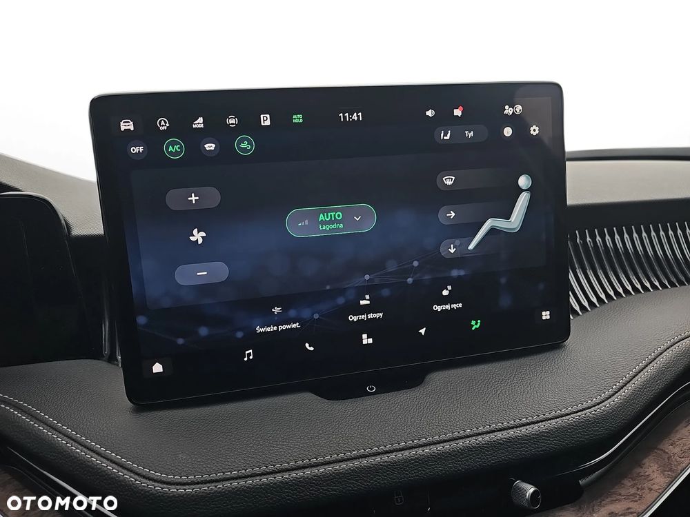 Skoda Superb 2.0 TDI SCR L&K DSG - 22