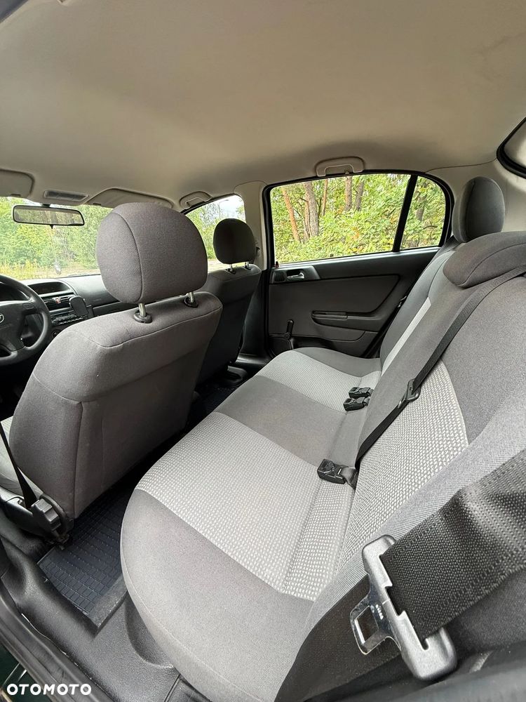 Opel Astra II 1.4 Start - 9