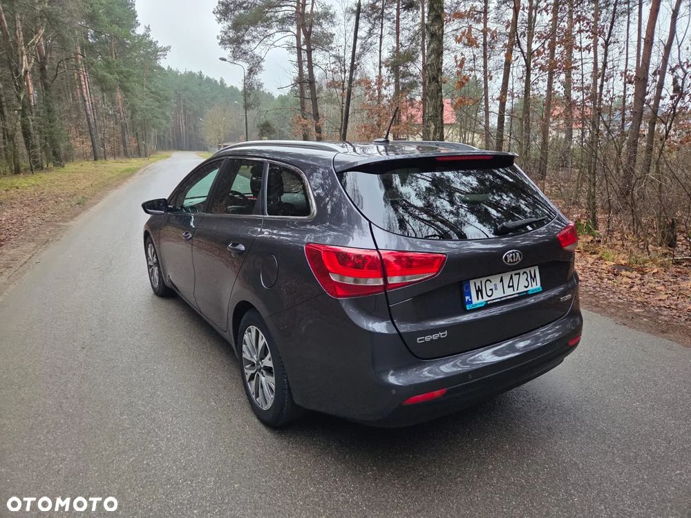 Kia Ceed 1.6 GDI Platinum Edition - 12