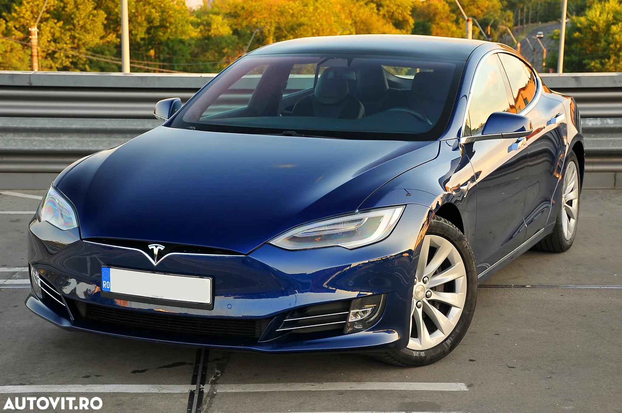Tesla Model S Standard - 9