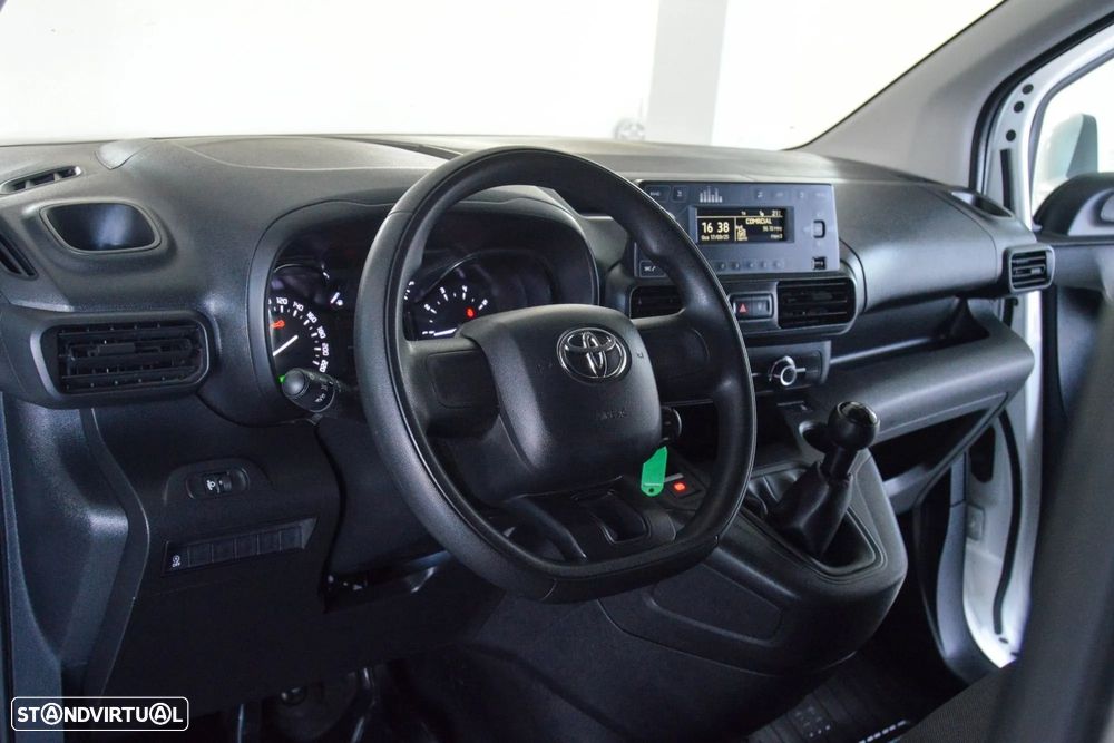 Toyota Proace City 1.5D L2 Comfort 3L - 5