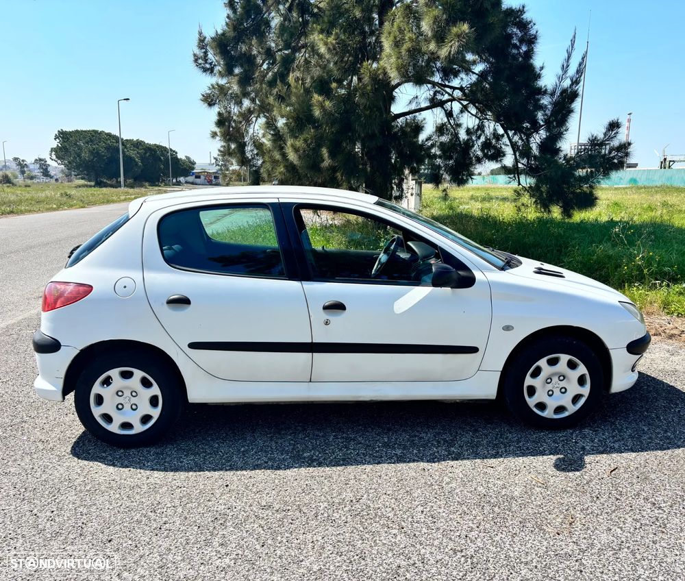 Peugeot 206 - 4