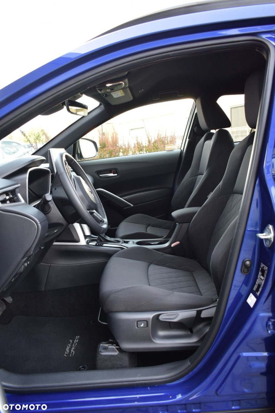 Toyota Corolla Cross 2.0 Hybrid Style - 12