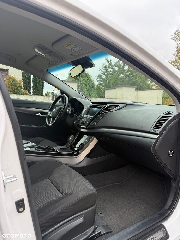 Hyundai i40 i40cw 1.7 CRDi Automatik Style - 11