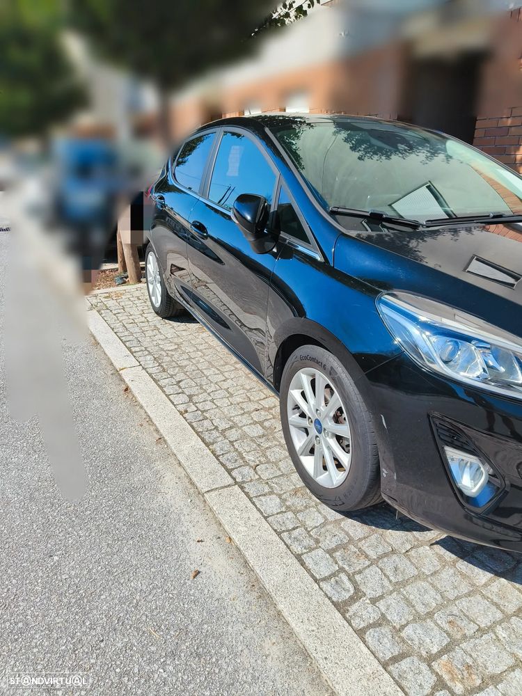 Ford Fiesta 1.0 EcoBoost Titanium - 4