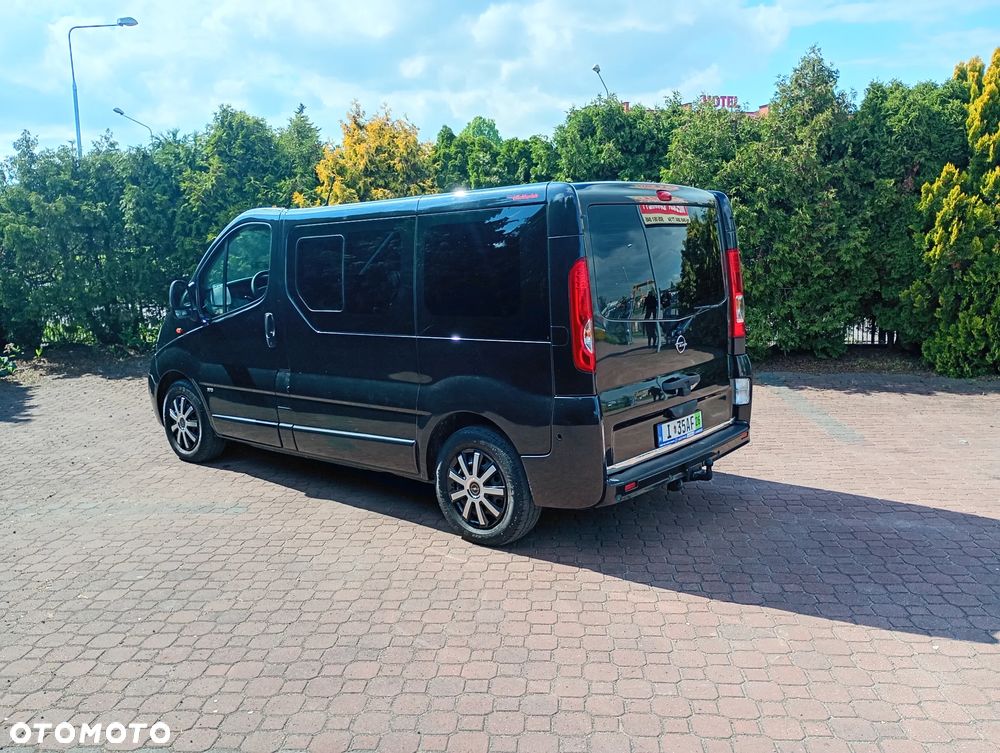 Opel Vivaro - 12