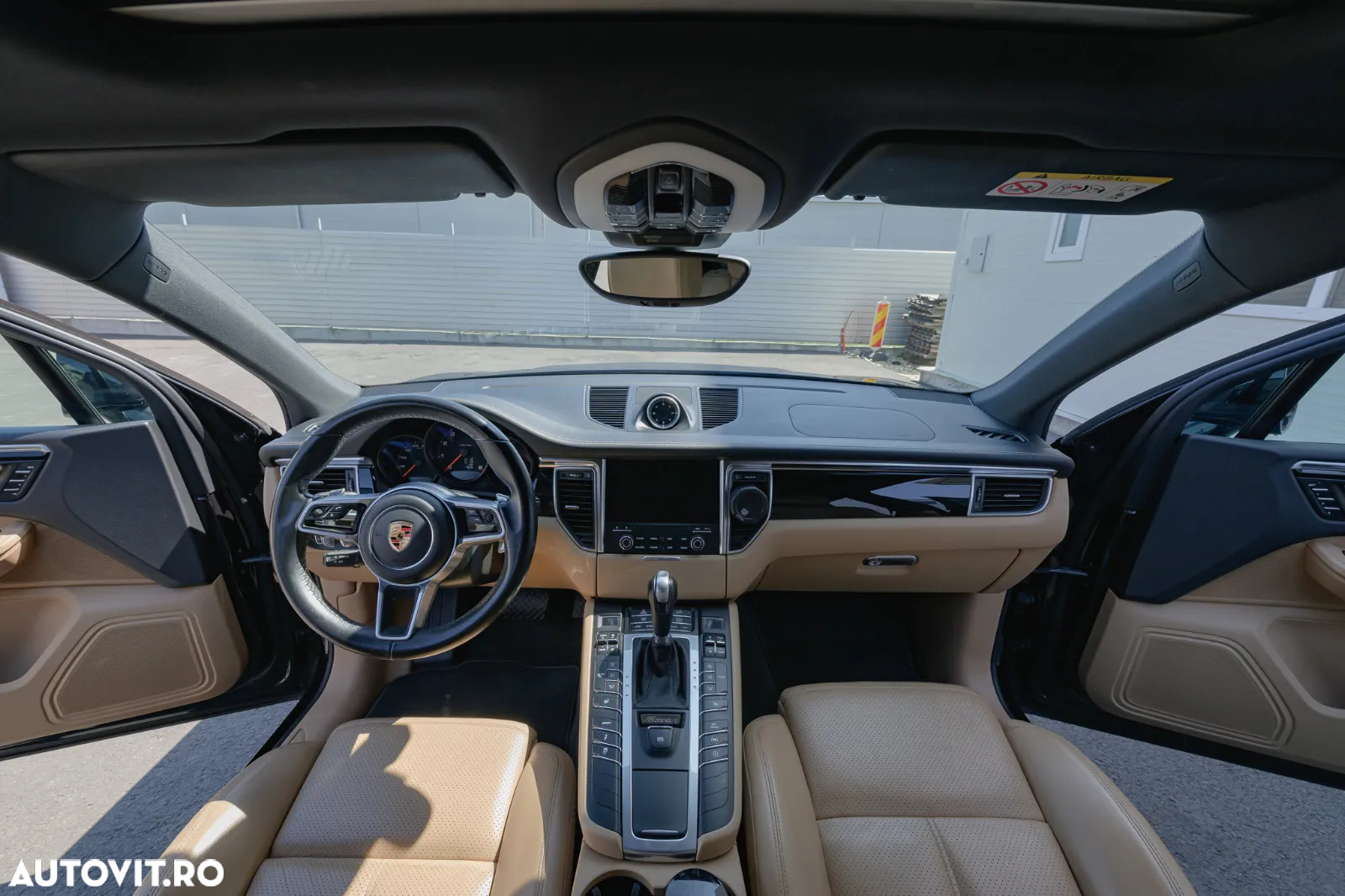 Porsche Macan Standard - 22