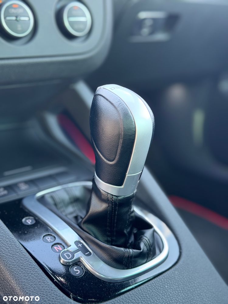 Volkswagen Golf 2.0 TSI GTI DSG - 9